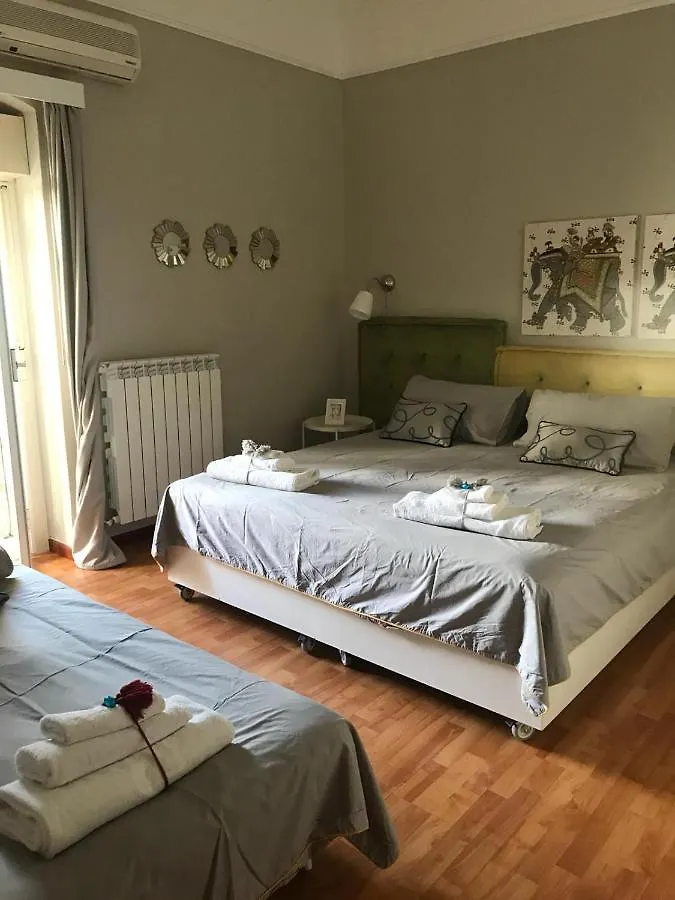 Appartement Calefati House Possibilita Self Check In Dopo Le 22 à Bari 0*,  Italie
