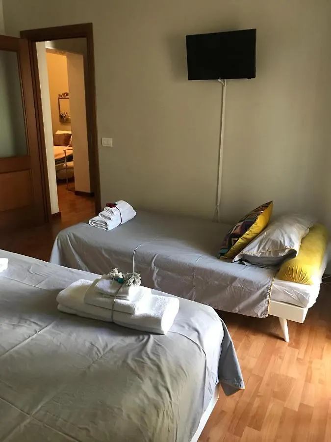 Apartament Calefati House Possibilita Self Check In Dopo Le 22 Bari 0*,