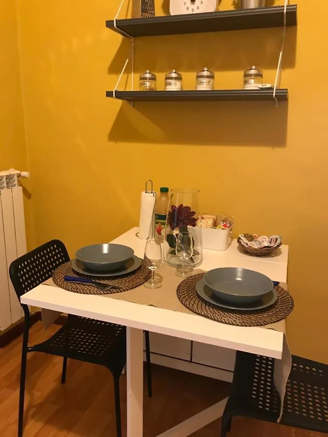 Appartement Calefati House Possibilita Self Check In Dopo Le 22 à Bari 0*,  Italie
