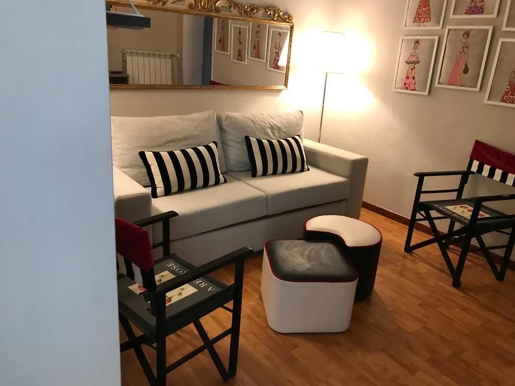 Apartament Calefati House Possibilita Self Check In Dopo Le 22 Bari Włochy