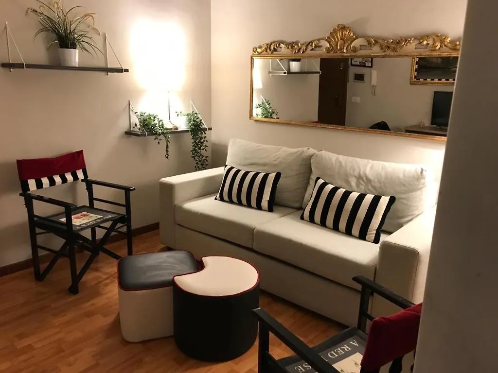Apartament Calefati House Possibilita Self Check In Dopo Le 22 Bari Włochy