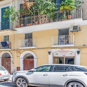  Apartament Stazione & Universita Lovely